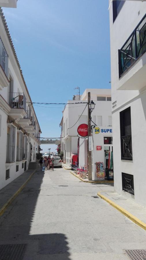דירות סהרה דה לוס אטונס Moderno Atico Junto Al Mar En Zahara Pueblo מראה חיצוני תמונה